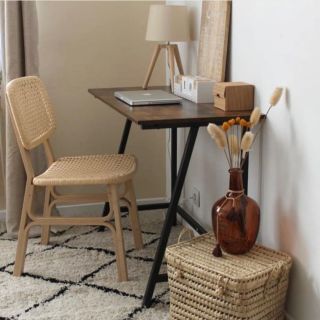 Nábytok pre domácu kanceláriu? 🙊 Pri domácej kancelárii je príjemné, že už zo svojej podstaty nikdy nepôsobí tak...